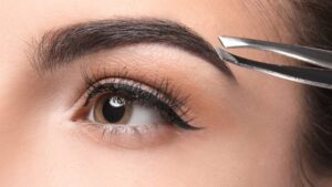 Benefits Of Eyebrow Waxing - Suit who